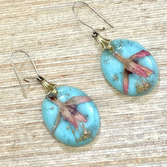 Blue dried flower drop earrings - Picture 1 of 8